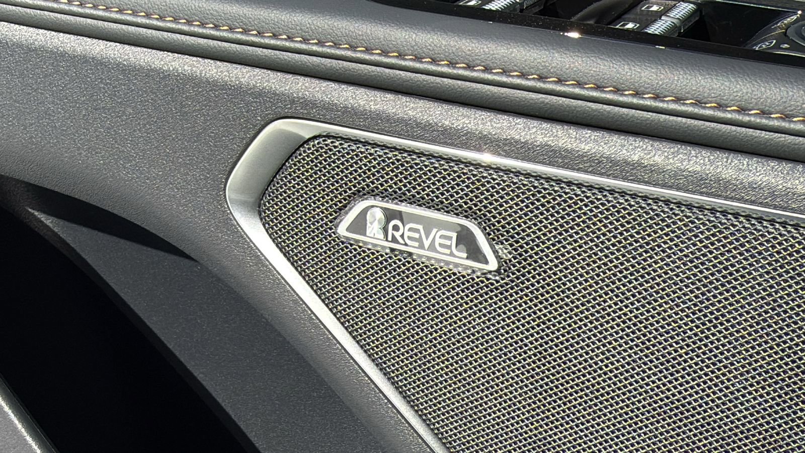 New 2026 Lincoln Nautilus Reserve w/ Jet Appearance Package image 40