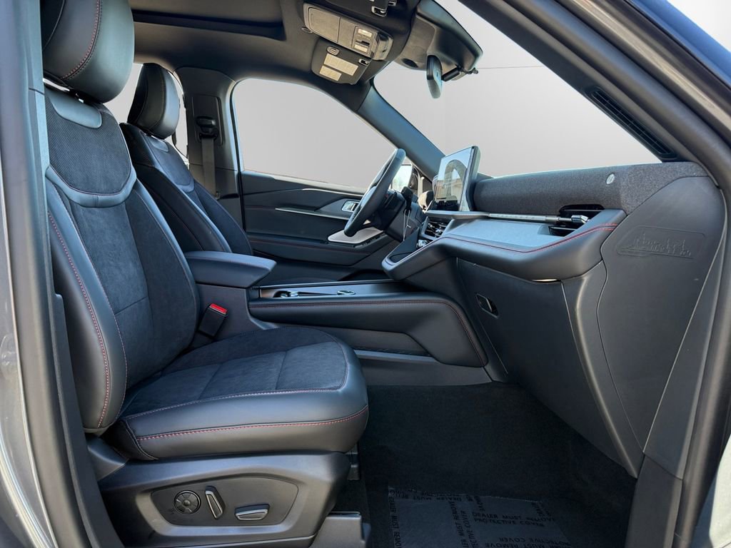 New 2026 Ford Explorer ST w/ Sun And Sound Package image 15