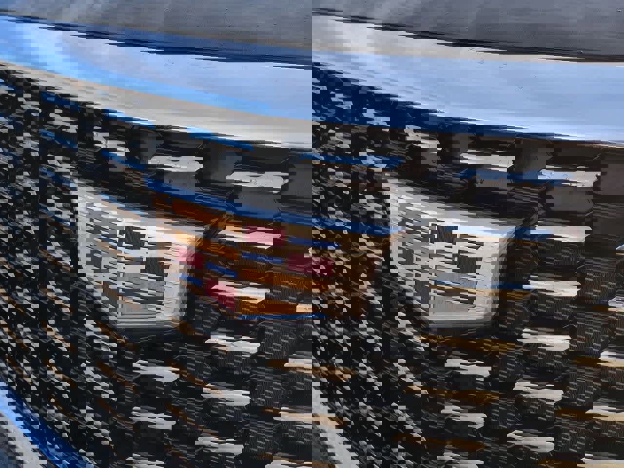 Used 2023 Cadillac XT5 Premium Luxury w/ Technology Package image 11