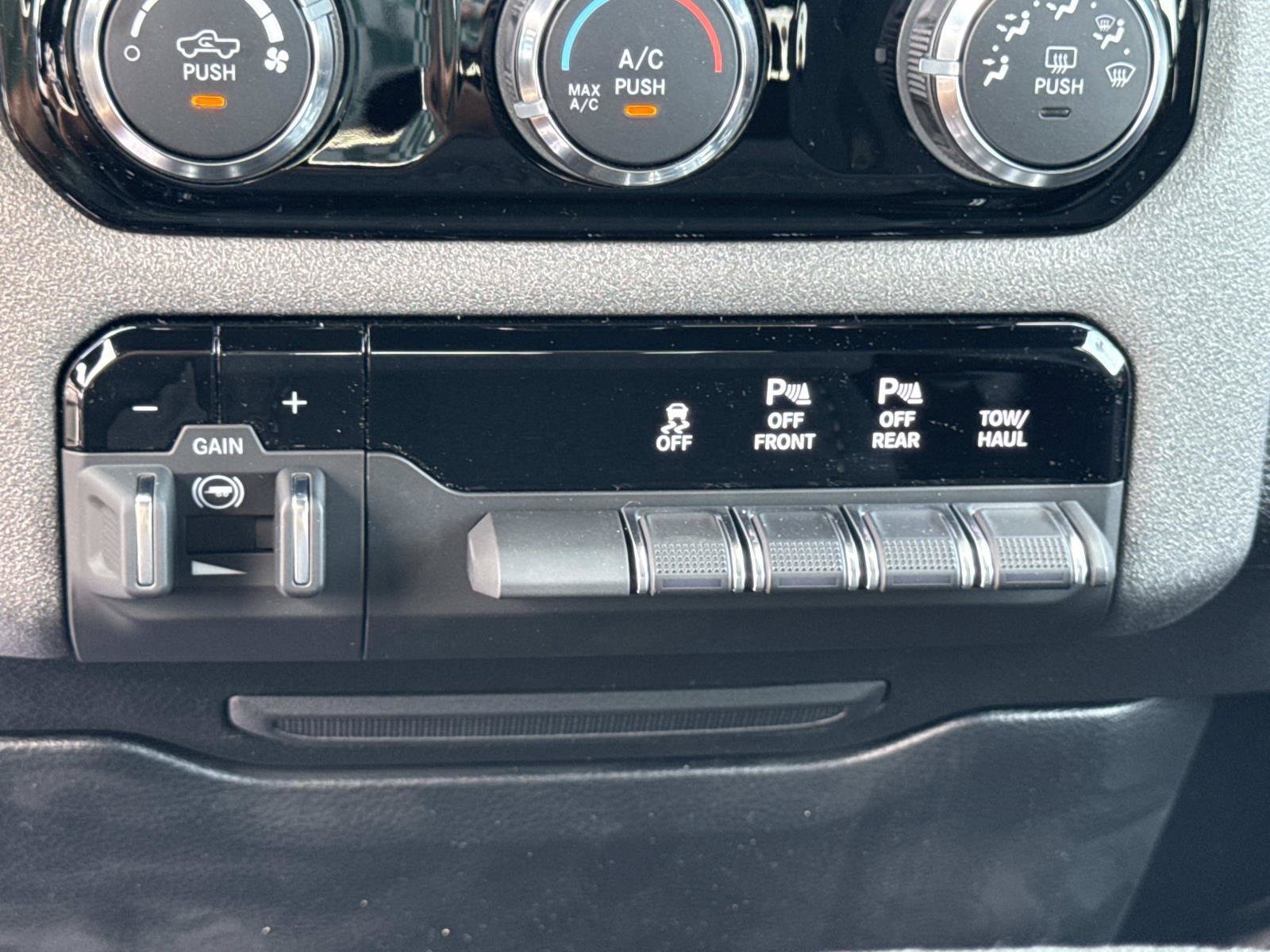 New 2026 RAM 1500 Tradesman AWD/4WD image 26