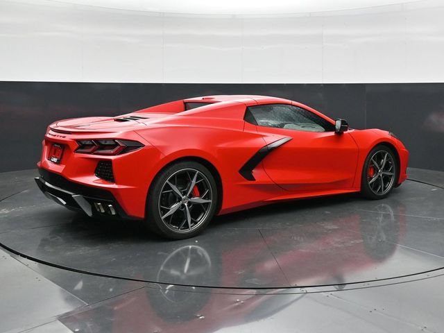 Used 2021 Chevrolet Corvette Stingray Premium Conv w/ Battery Protection Package RWD image 2