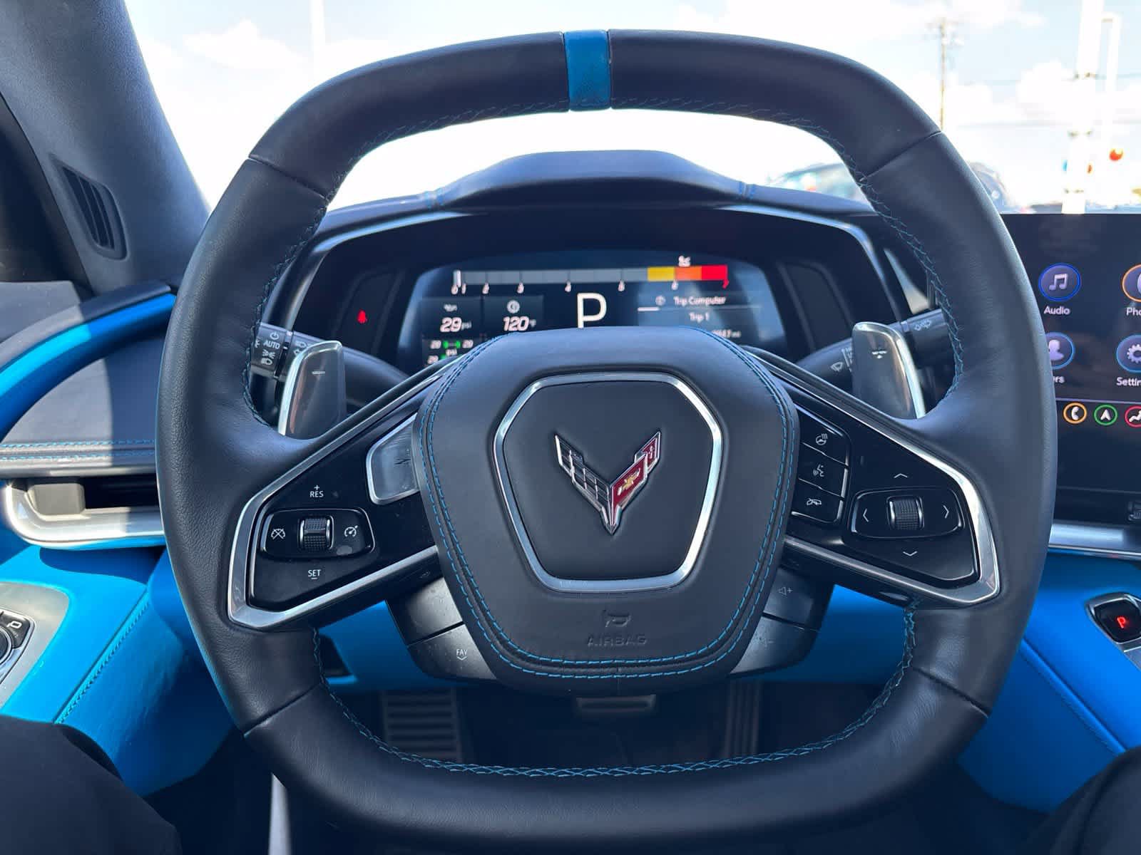 Used 2023 Chevrolet Corvette Stingray Premium Conv w/ Z51 Performance Package RWD image 18