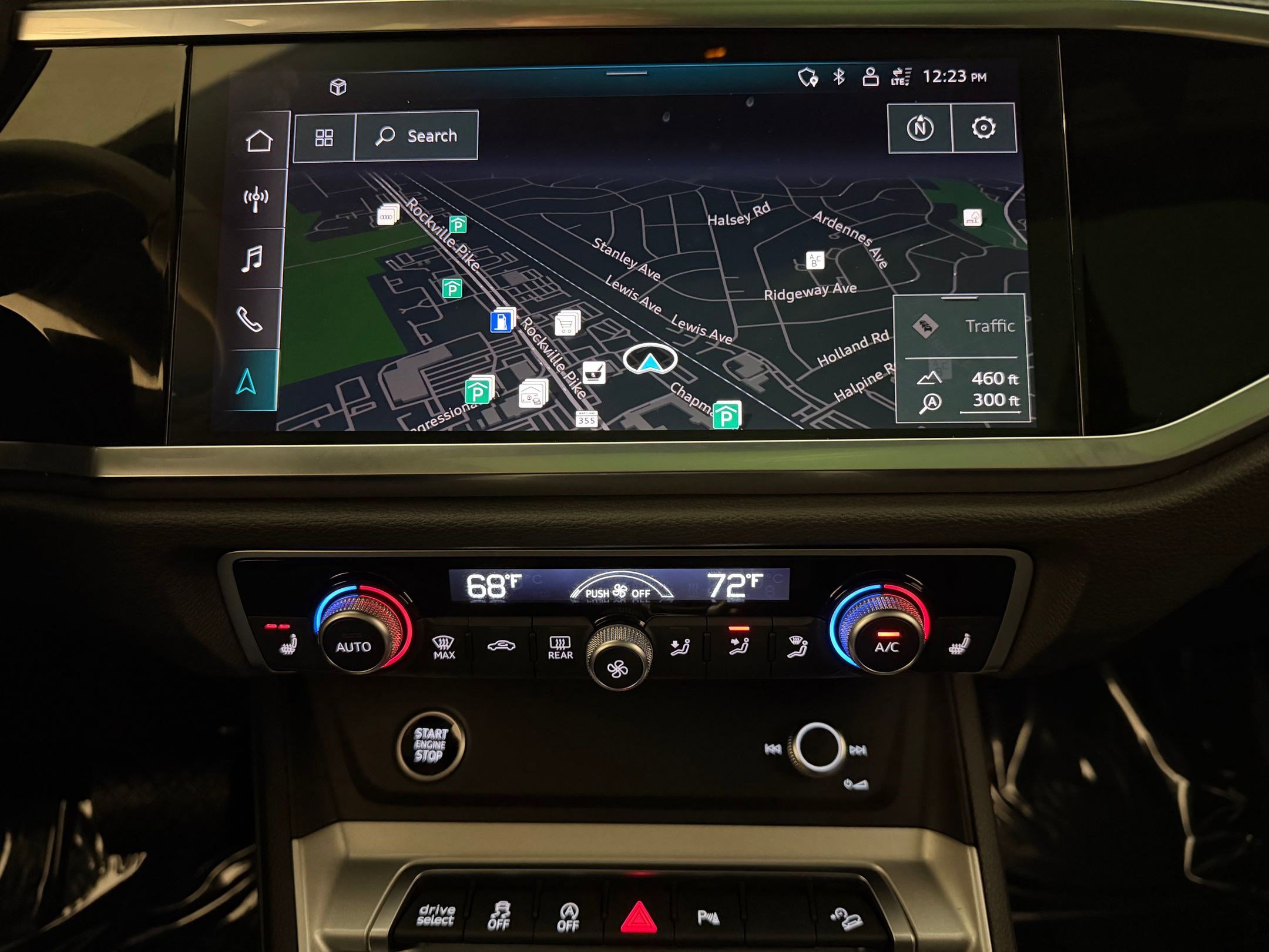 Certified 2025 Audi Q3 2.0T Premium Plus w/ Premium Plus Package image 32