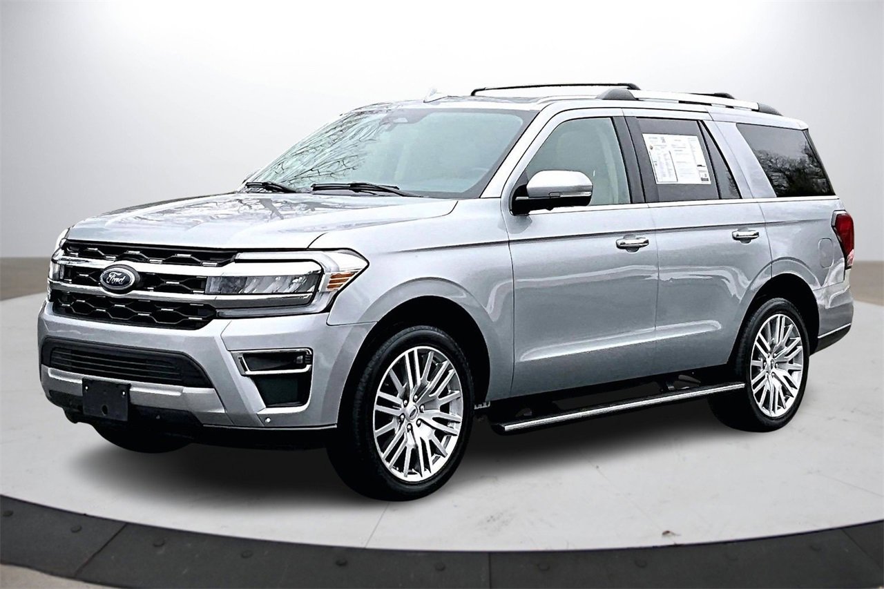 Used 2024 Ford Expedition Limited image 4
