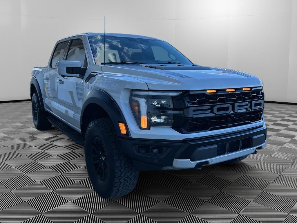 Used 2025 Ford F150 Raptor AWD/4WD image 3