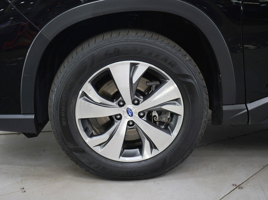 Used 2020 Subaru Ascent Premium w/ Convenience Package image 26