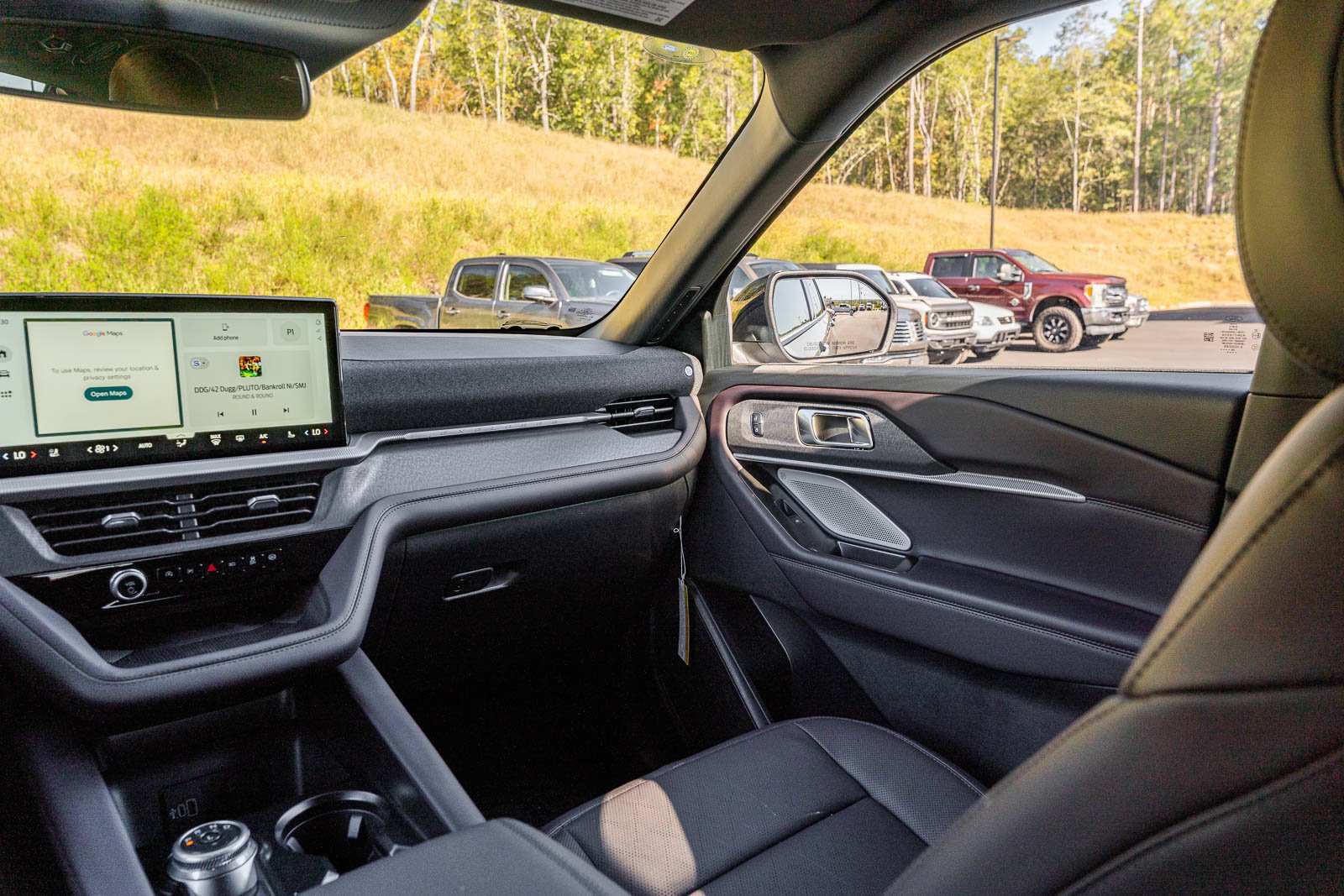 New 2027 Ford Explorer Platinum RWD image 25