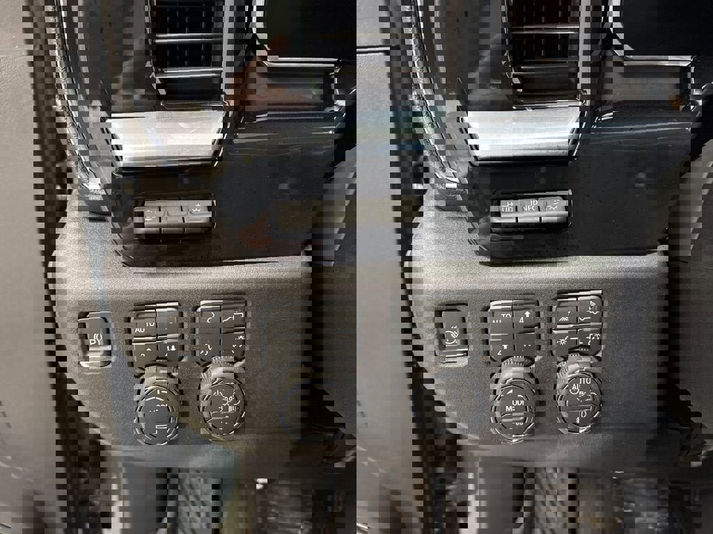 New 2026 Chevrolet Silverado 3500 LTZ w/ LTZ Plus Package image 28