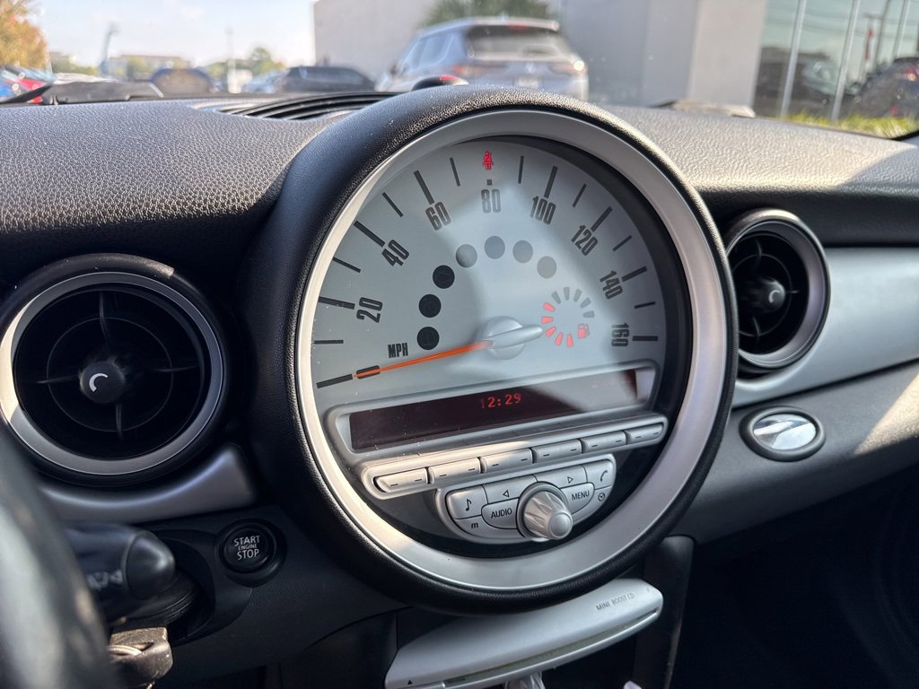 Used 2009 MINI Cooper Hardtop image 4