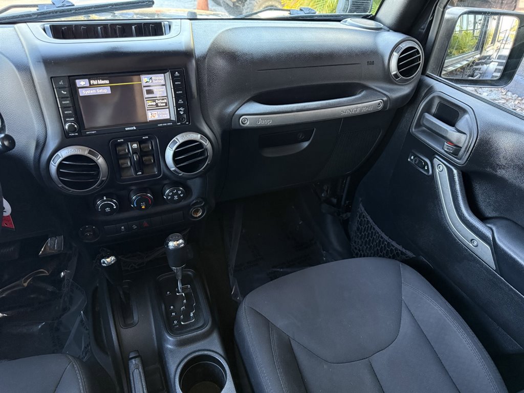 Used 2015 Jeep Wrangler Unlimited Sport w/ Quick Order Package 24S image 21