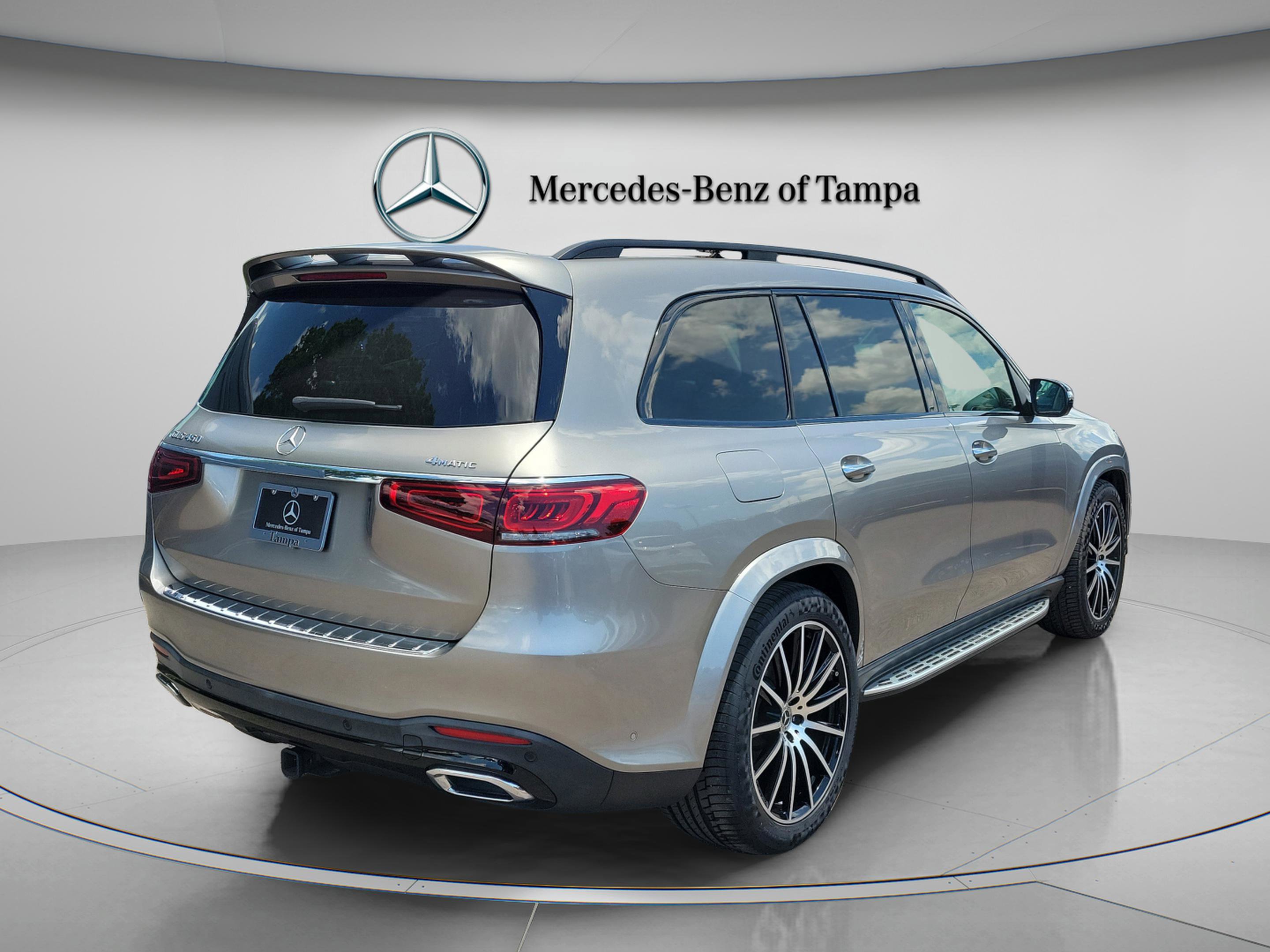 Used 2023 Mercedes-Benz GLS 450 4MATIC image 3