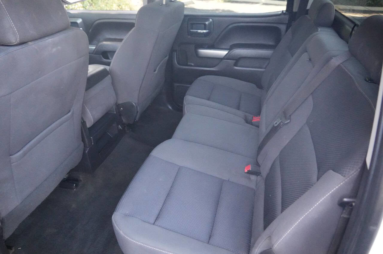 Used 2018 Chevrolet Silverado 1500 LT w/ All Star Edition AWD/4WD image 19