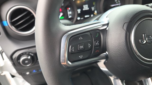 Certified 2024 Jeep Wrangler High Altitude AWD/4WD image 10