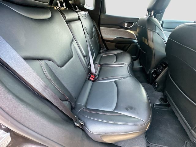 Used 2023 Jeep Compass Latitude image 28