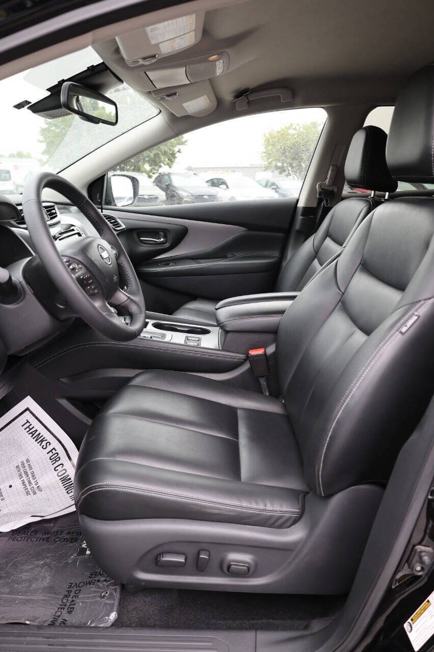 Used 2024 Nissan Murano SV w/ SV Midnight Edition Package AWD/4WD image 13