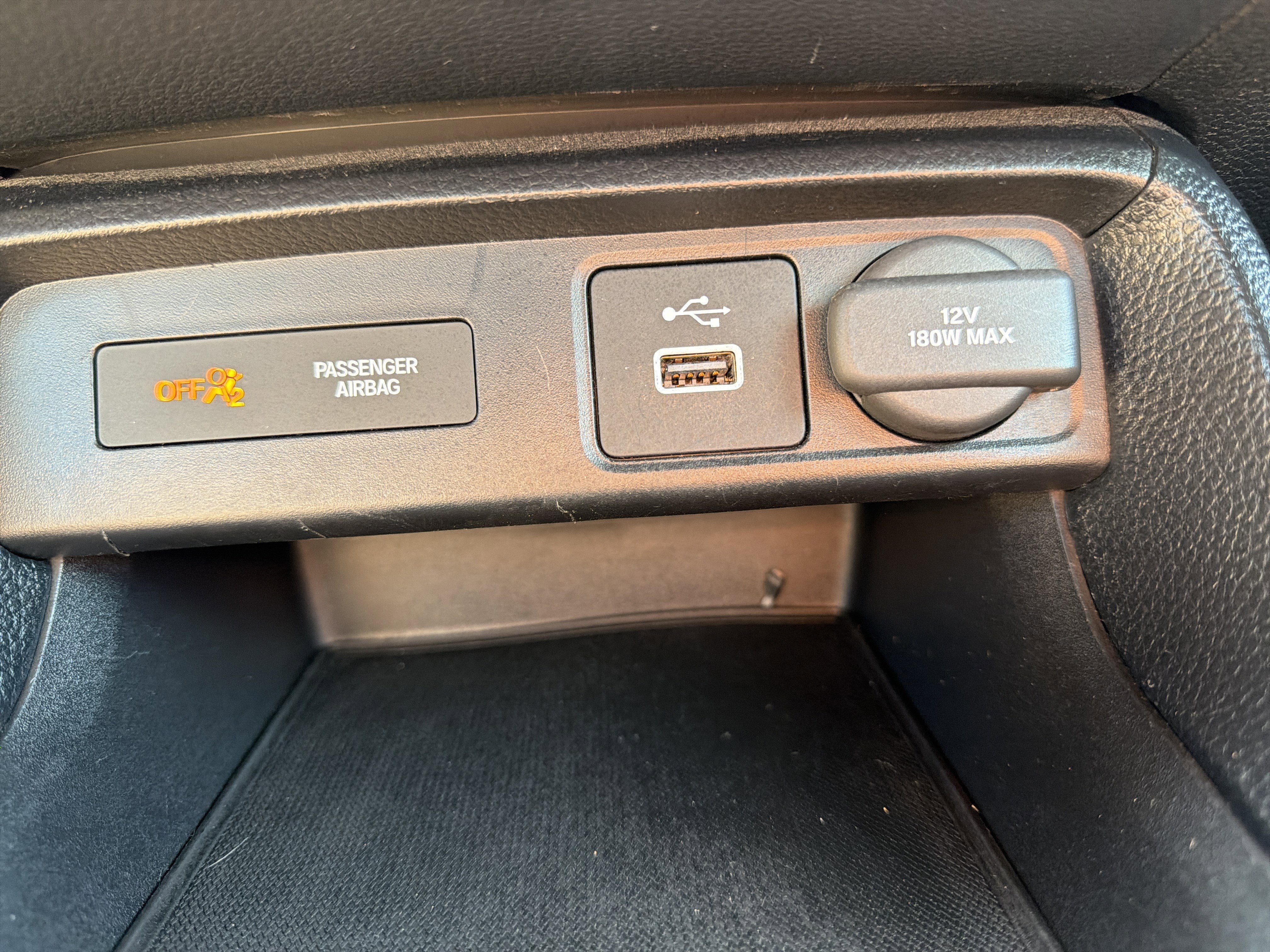 Certified 2024 Honda Civic Sport image 31