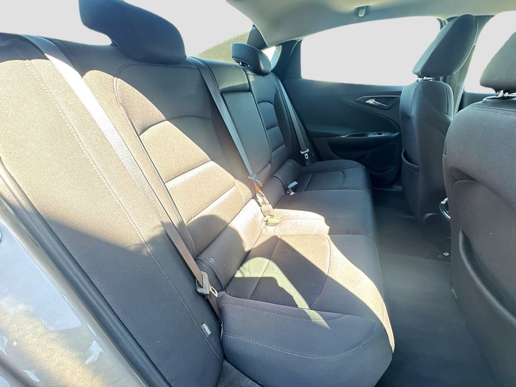 Used 2022 Chevrolet Malibu LT FWD image 26