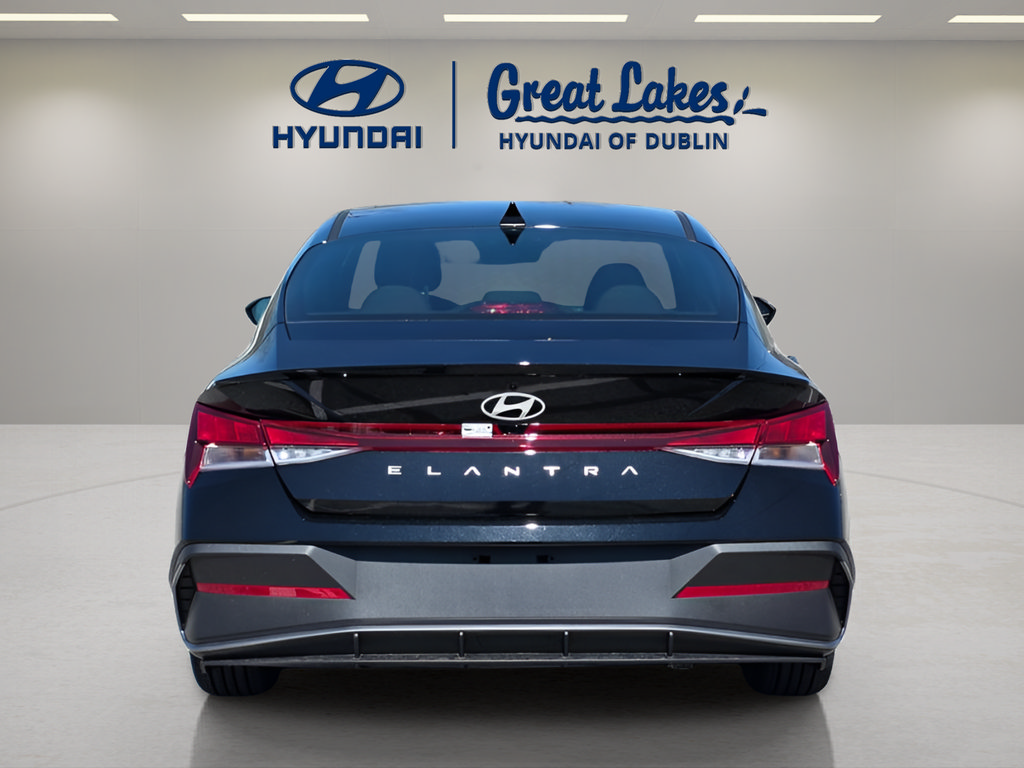 Used 2026 Hyundai Elantra Sport w/ Cargo Package FWD image 4
