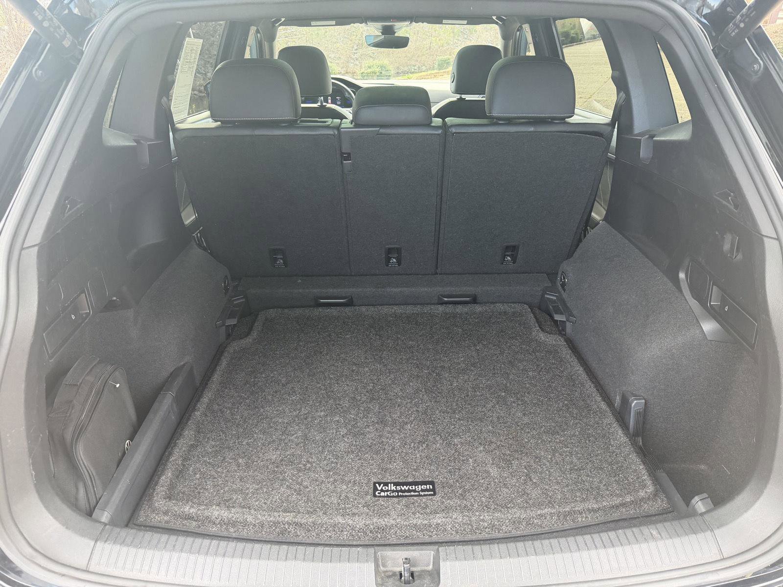 Used 2022 Volkswagen Tiguan SE R-Line image 15