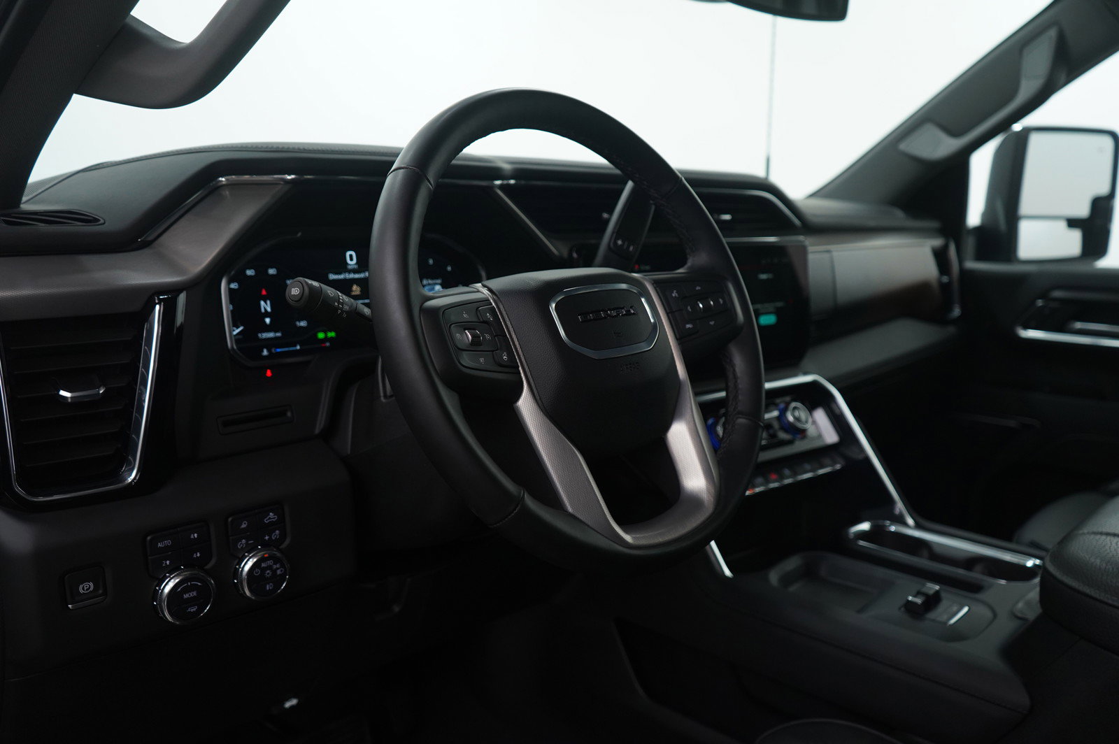 Used 2025 GMC Sierra 2500 Denali image 17