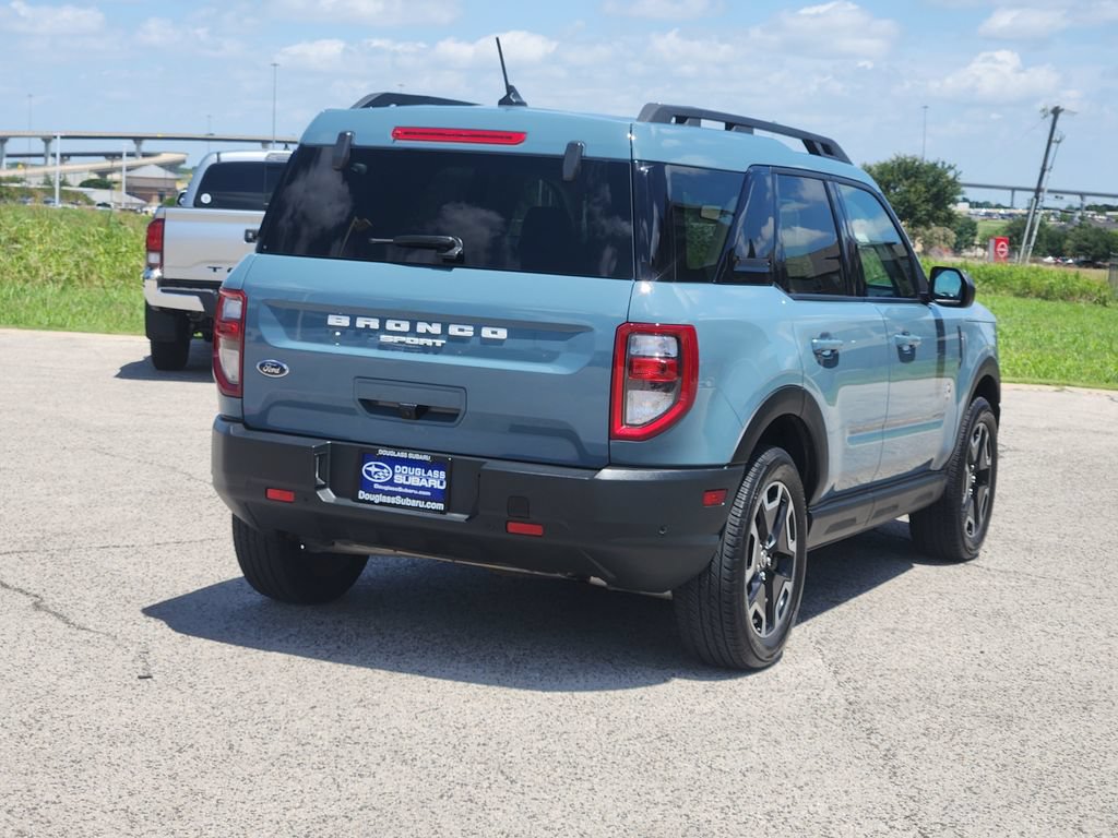 Used 2023 Ford Bronco Sport Outer Banks AWD/4WD image 3