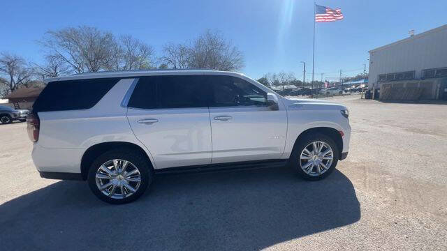 Used 2021 Chevrolet Tahoe High Country w/ Premium Package image 9