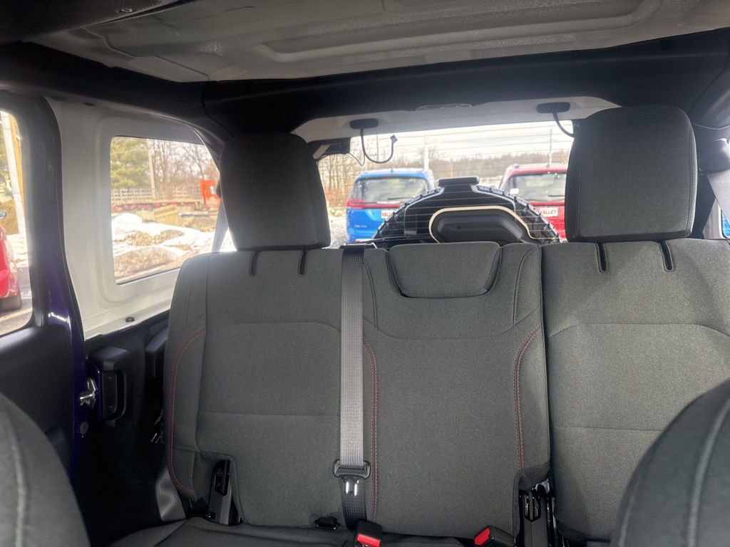 New 2026 Jeep Wrangler Rubicon w/ Xtreme 35 Tire Package image 32