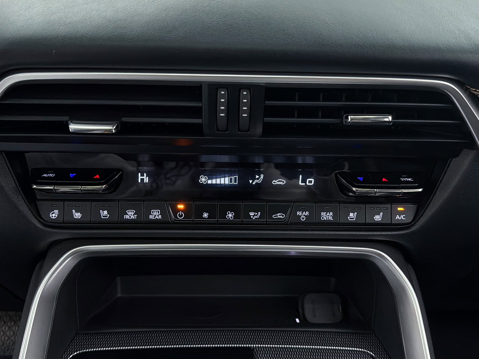 Certified 2025 MAZDA CX-90 3.3 Turbo S w/ Premium Package image 26