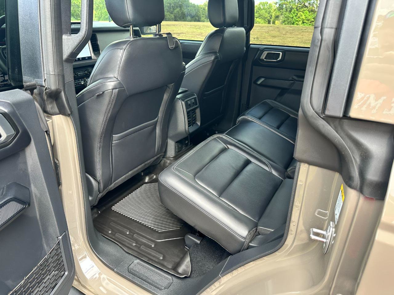Used 2026 Ford Bronco Outer Banks AWD/4WD image 14