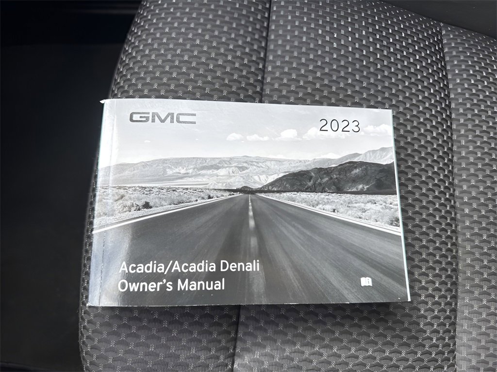 Used 2023 GMC Acadia SLE w/ Driver Convenience Package image 34