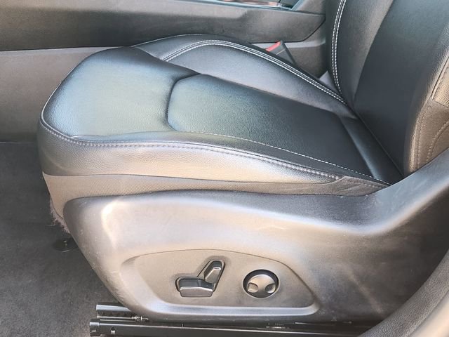 Used 2025 Jeep Compass Limited image 23