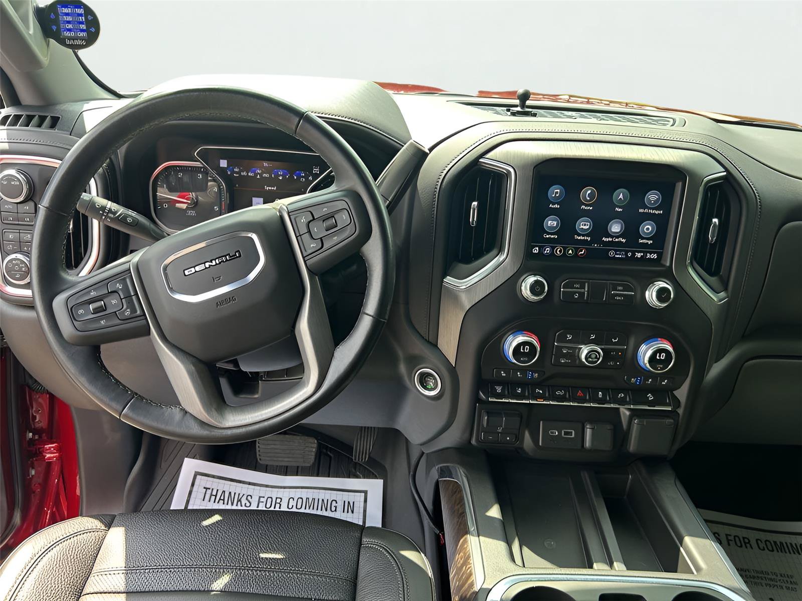 Used 2022 GMC Sierra 3500 Denali w/ Denali Ultimate Package AWD/4WD image 17