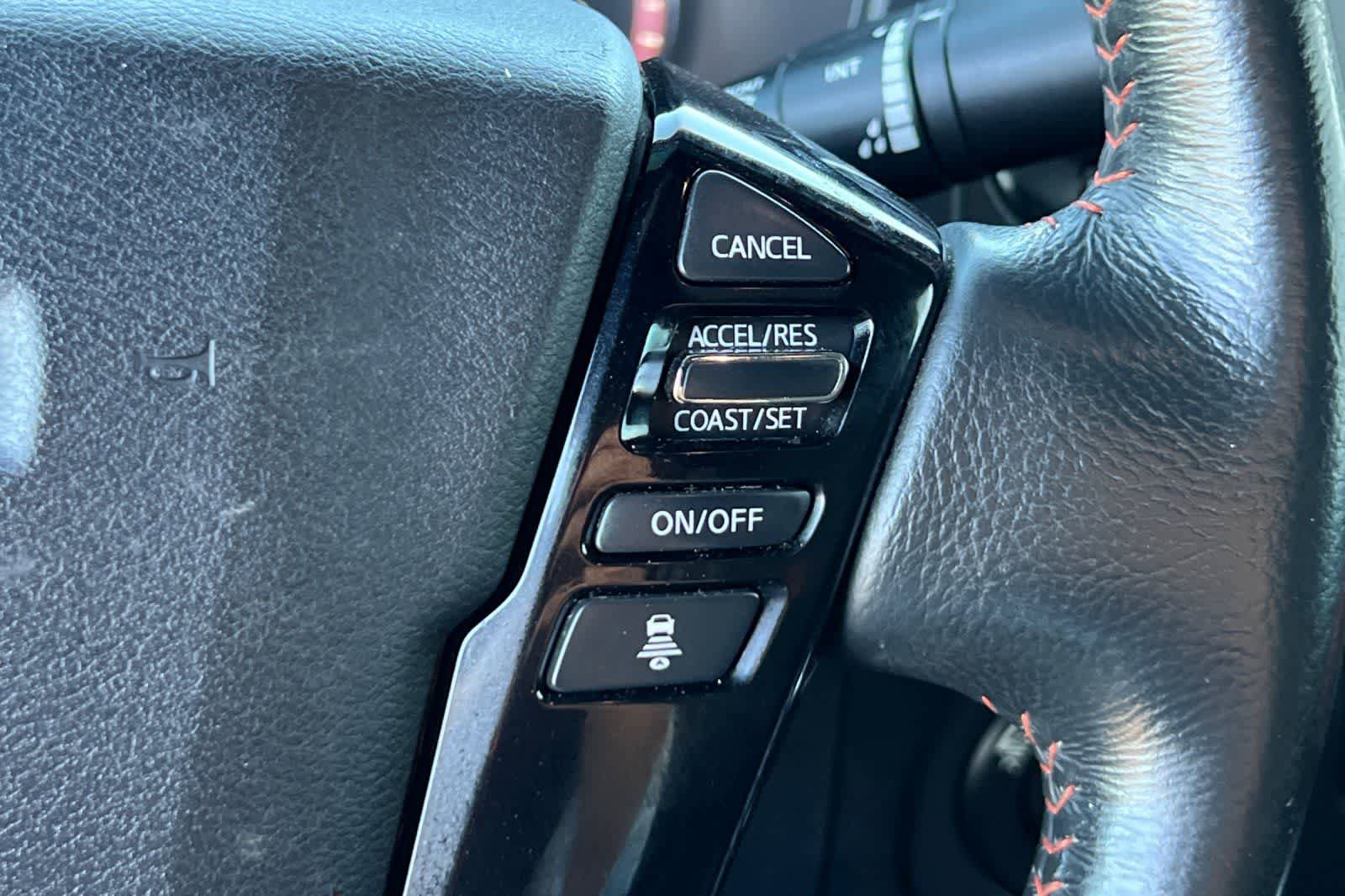 Used 2023 Nissan Frontier PRO-4X w/ Technology Package AWD/4WD image 28