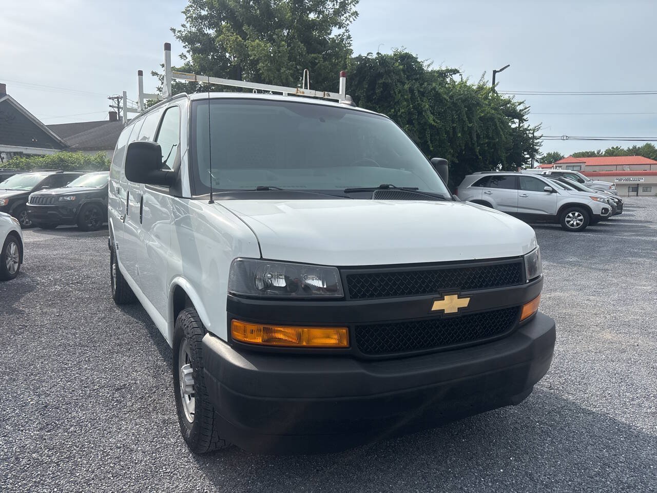 Used 2020 Chevrolet Express 2500 w/ Driver Convenience Package RWD image 3