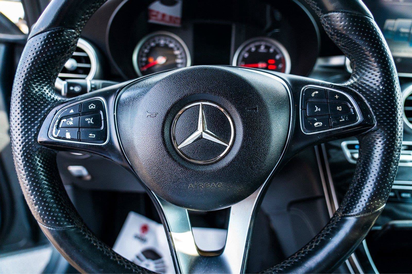 Used 2018 Mercedes-Benz GLC 300 4MATIC Coupe image 16