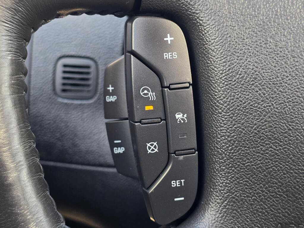Used 2007 Cadillac DTS Performance image 44