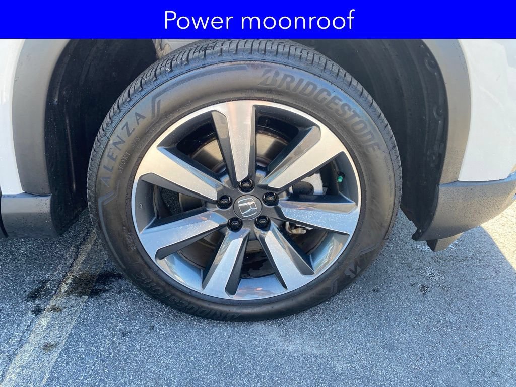 Certified 2025 Honda Pilot Touring image 12