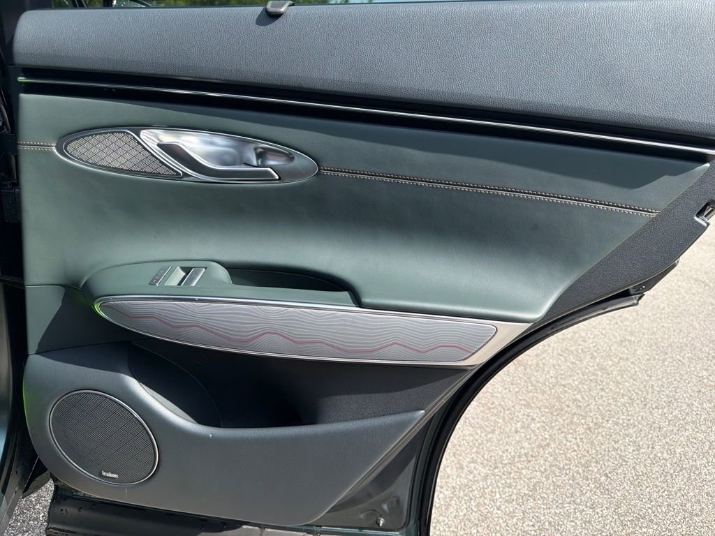 Used 2023 Genesis GV70 2.5T w/ Advanced Package image 35