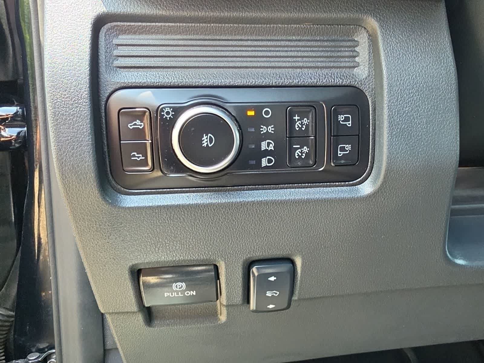 Used 2026 Ford F250 Platinum AWD/4WD image 29