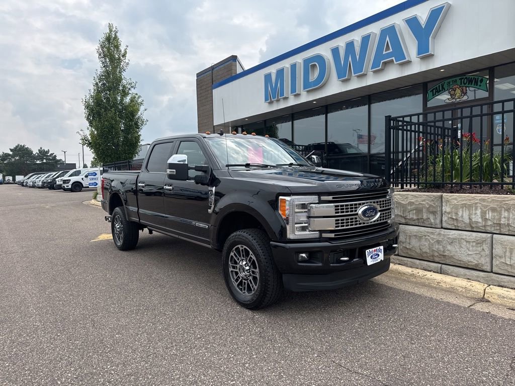 New 2026 Ford F350 Lariat w/ Chrome Package image 3