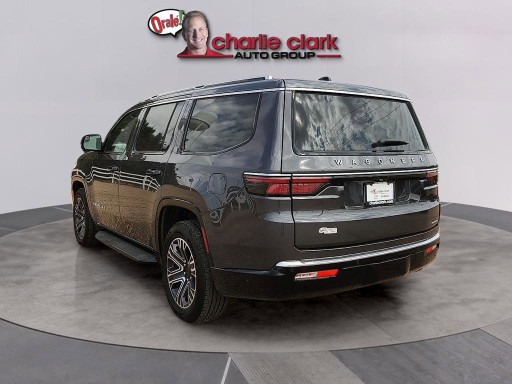 Used 2024 Jeep Wagoneer Series II w/ Flexible Seating Group image 3