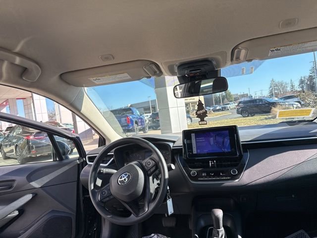 Used 2024 Toyota Corolla LE image 30