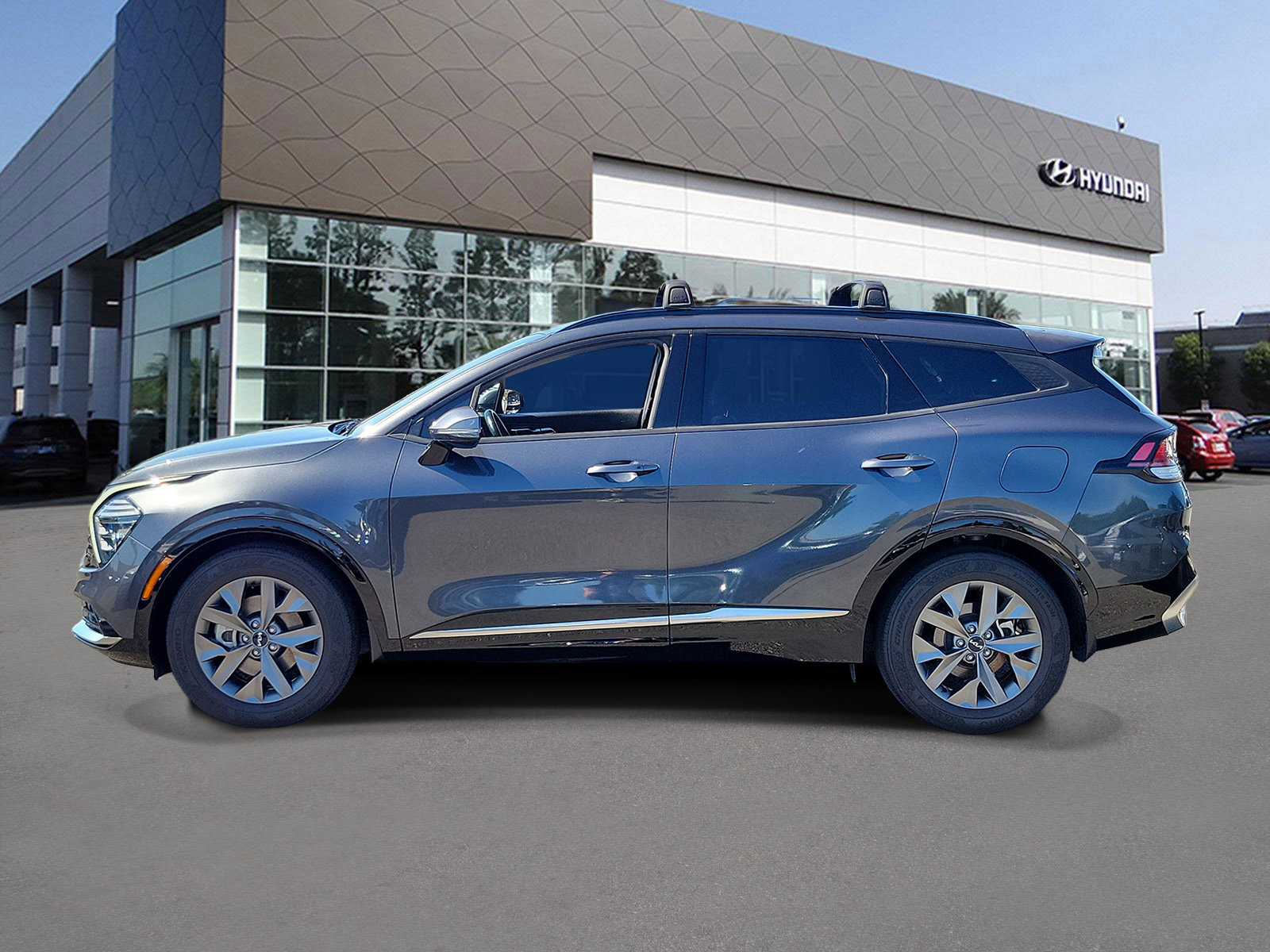 Used 2024 Kia Sportage SX FWD image 3