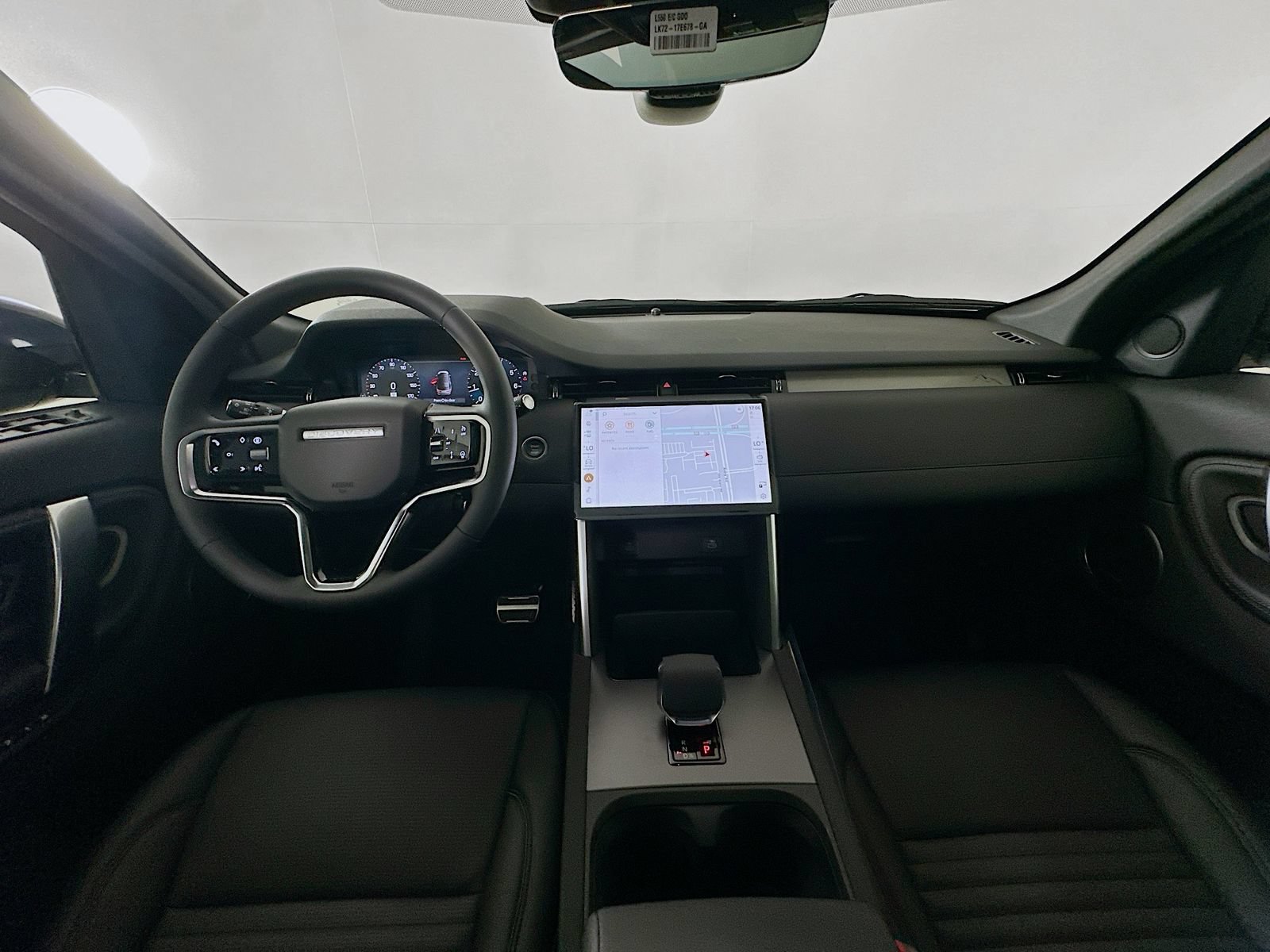 New 2026 Land Rover Discovery Sport Landmark AWD/4WD image 15