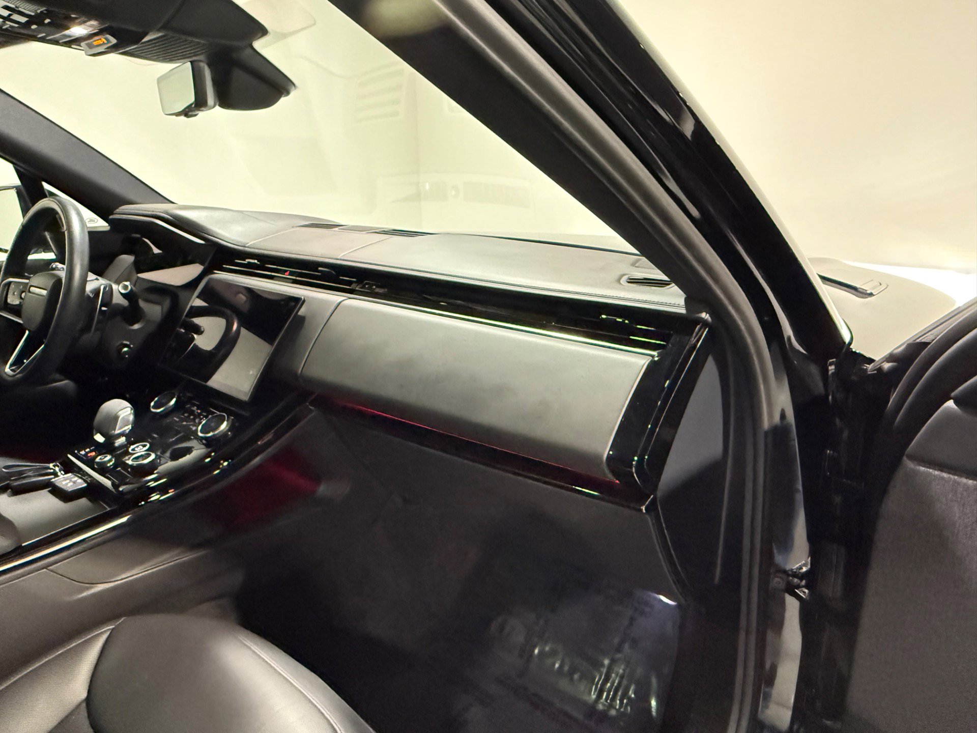 Used 2023 Land Rover Range Rover Sport SE image 44