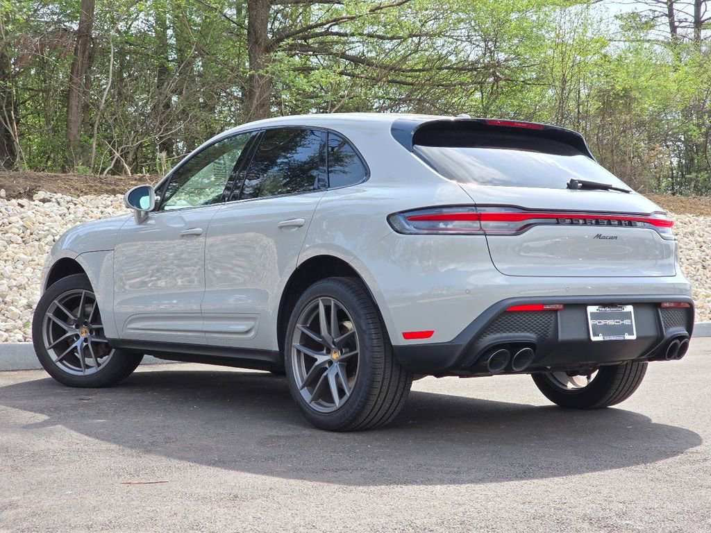 Used 2023 Porsche Macan Turbo AWD/4WD image 2