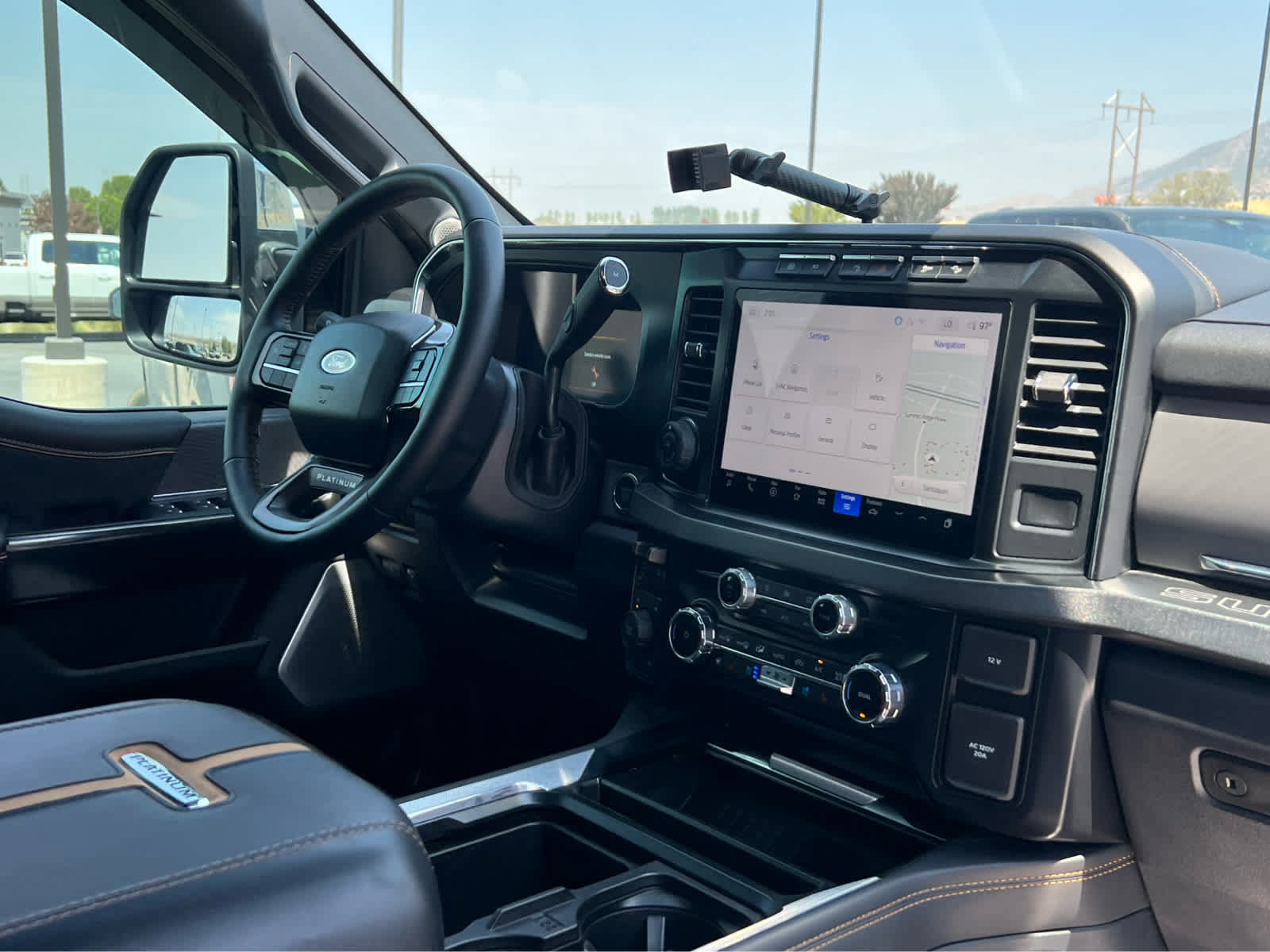 Used 2024 Ford F350 Platinum AWD/4WD image 20