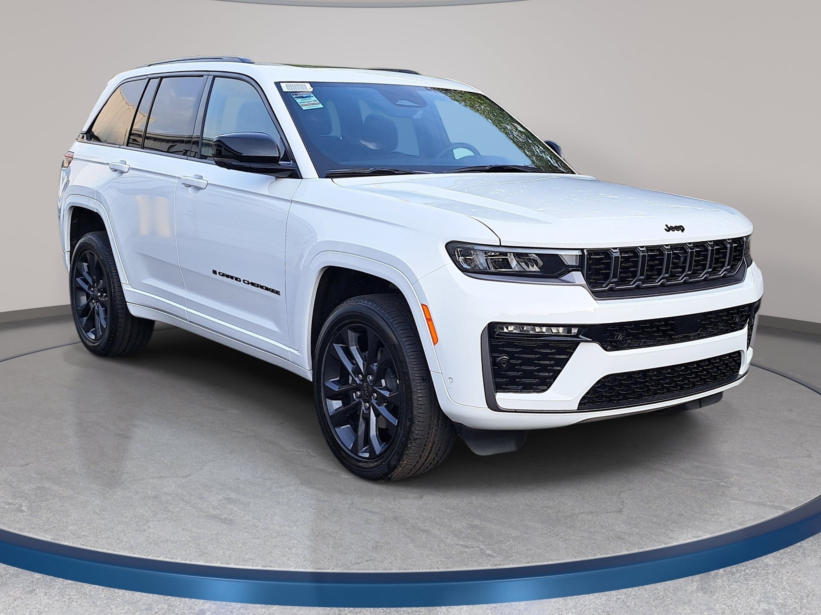 New 2026 Jeep Grand Cherokee Limited Reserve AWD/4WD image 3