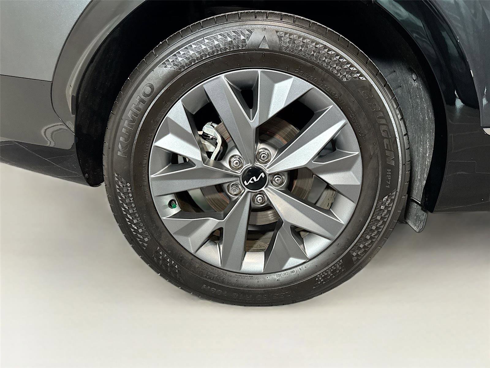 Used 2024 Kia Sportage SX image 37