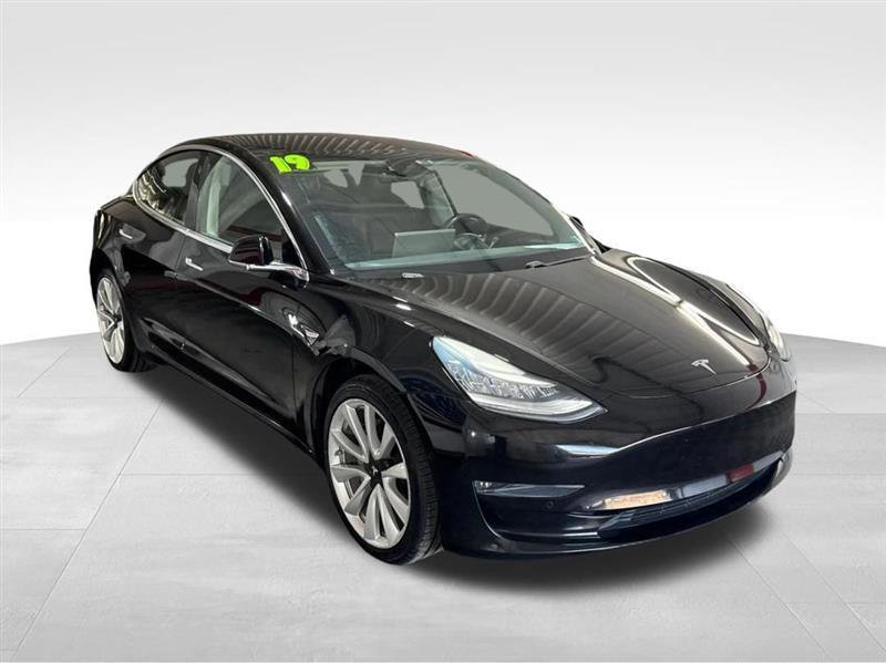 Used 2019 Tesla Model 3 Long Range RWD image 3